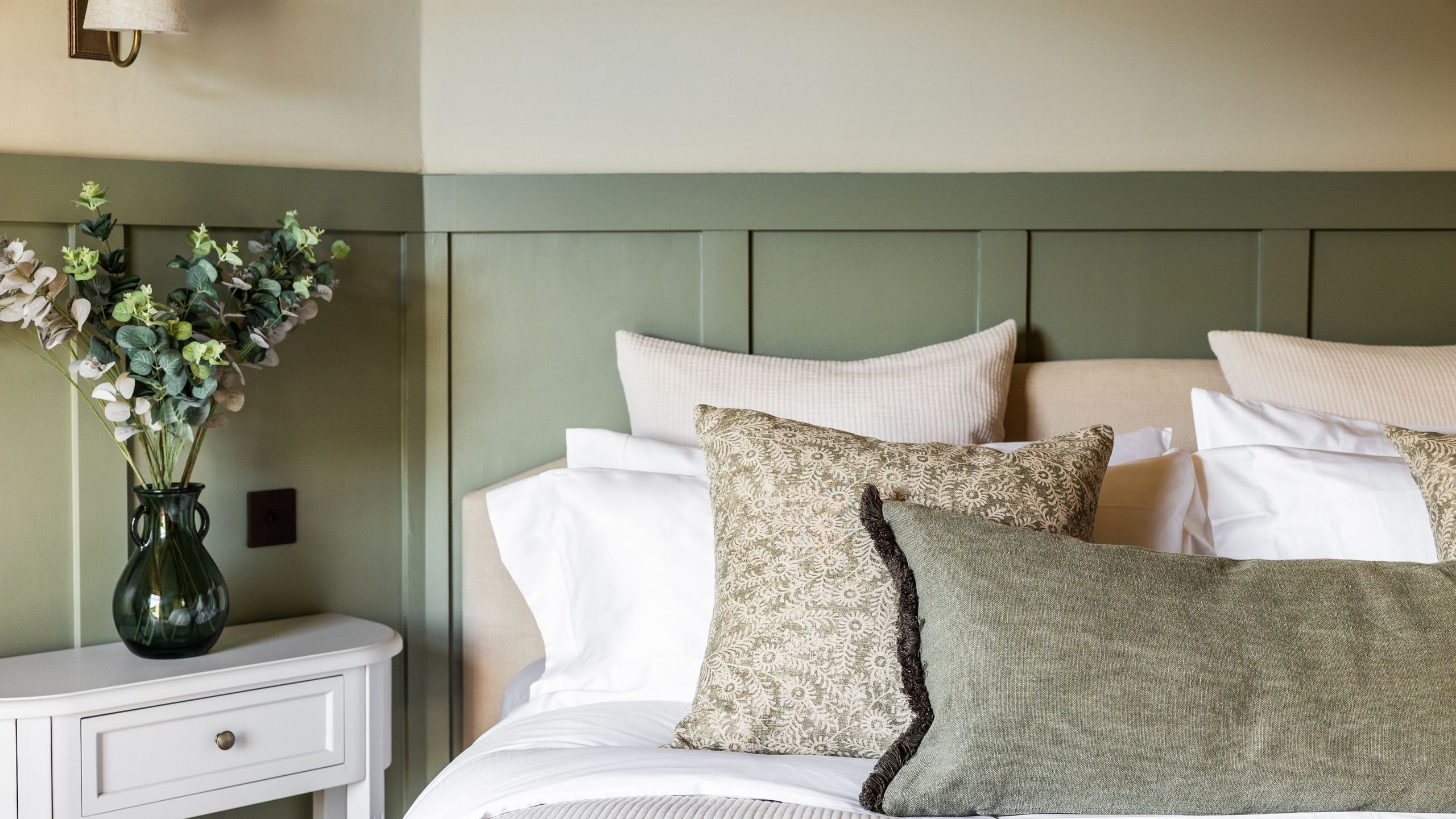 Image may contain: Cushion, Home Decor, Pillow, Bed, Furniture, Lamp, and Linen