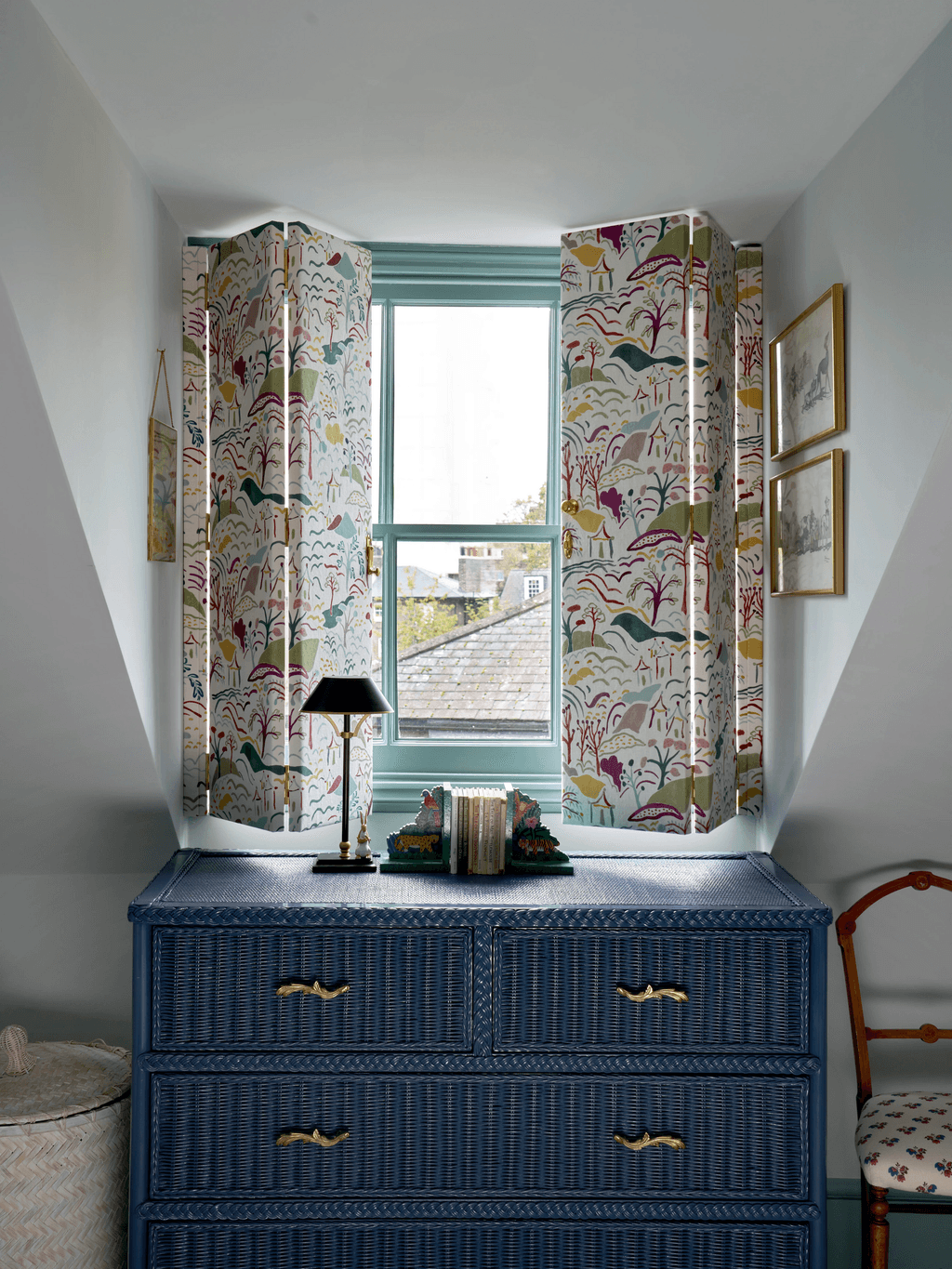 Image may contain Window Furniture Indoors Interior Design Architecture Building and Bay Window