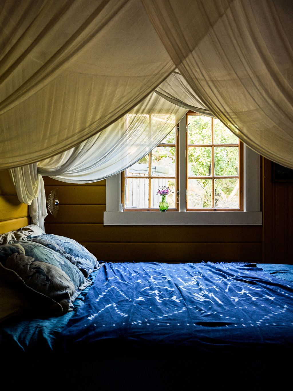 Image may contain Furniture Bed Bedroom Indoors Room and Interior Design