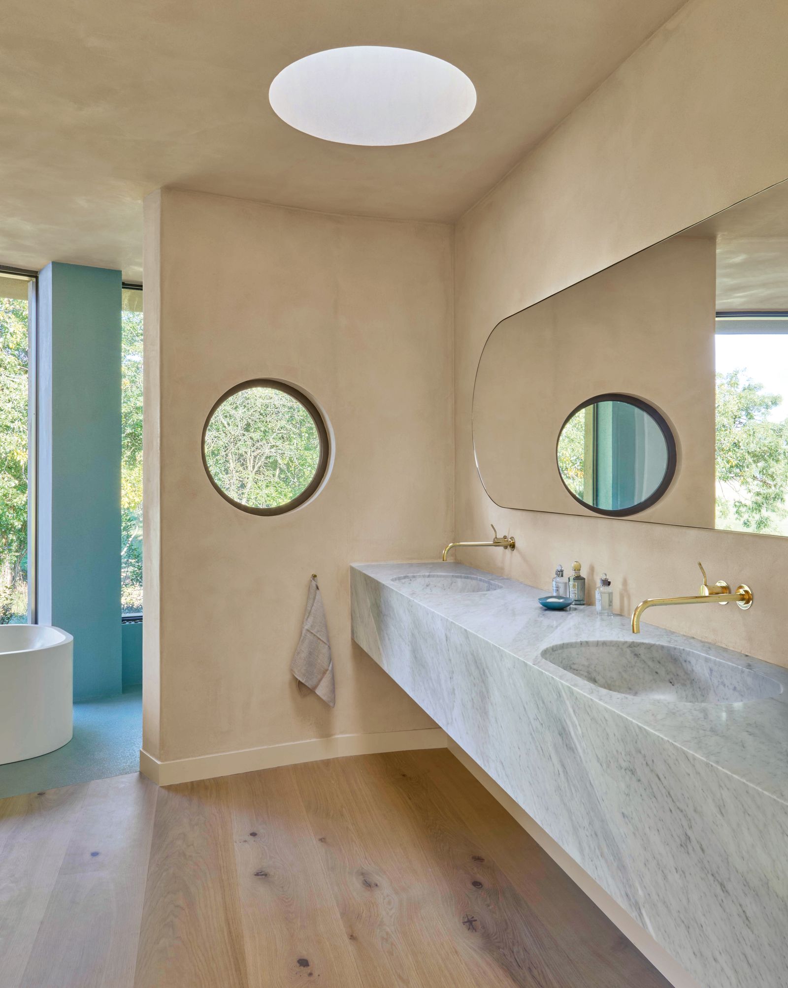 Image may contain Sink Sink Faucet Indoors and Interior Design