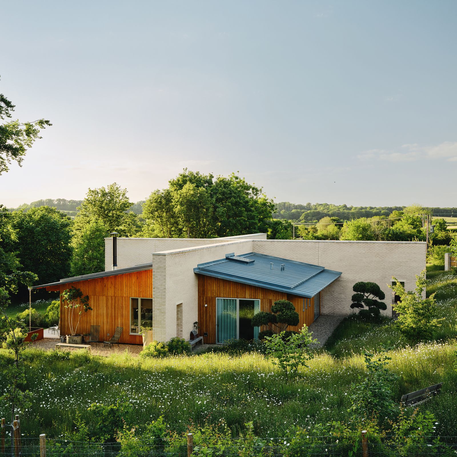 A fresh, thoughtful take on country house living in rural Suffolk