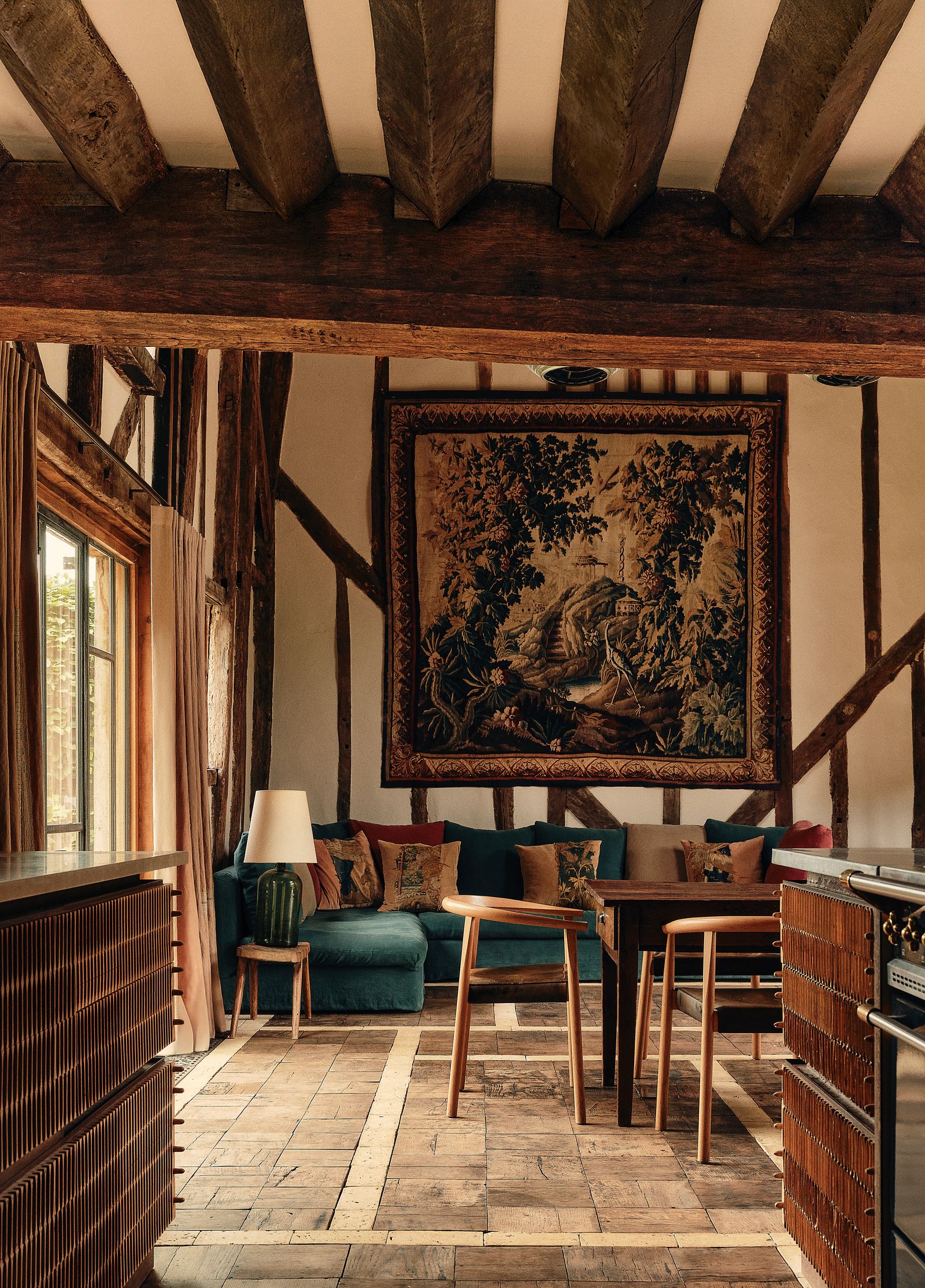 Tapestries are an excellent choice for historic buildings with uneven walls and lots of beams. In this Suffolk farmhouse...