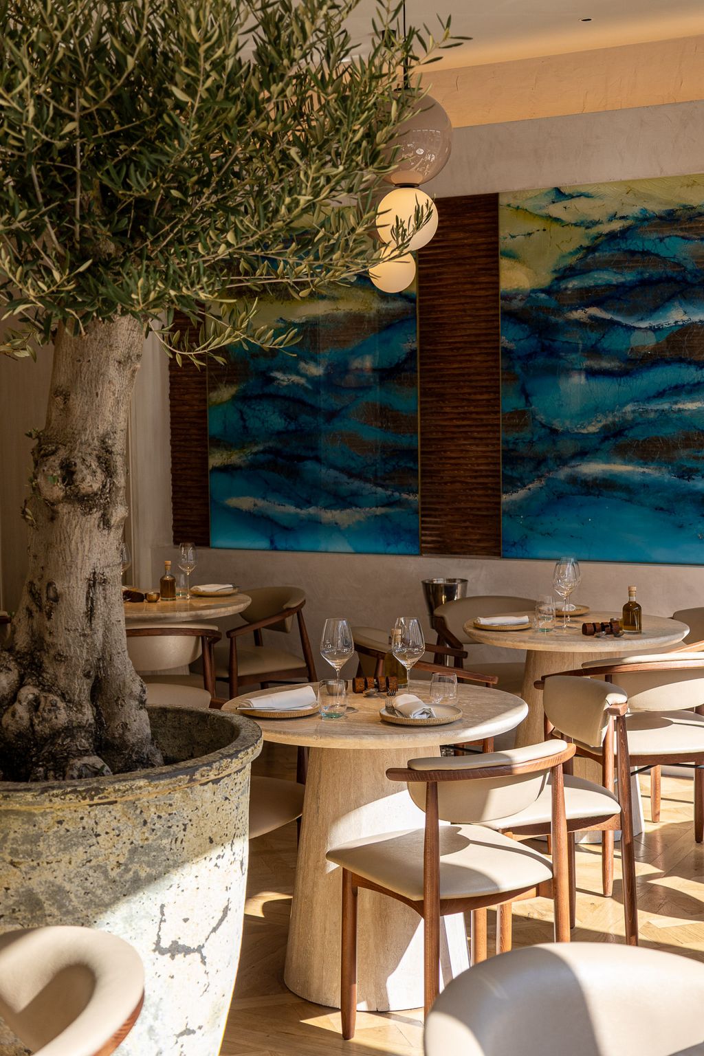 South Kensingtons dining scene has long lacked a restaurant of genuine charm and substance — until Myrtos arrived....