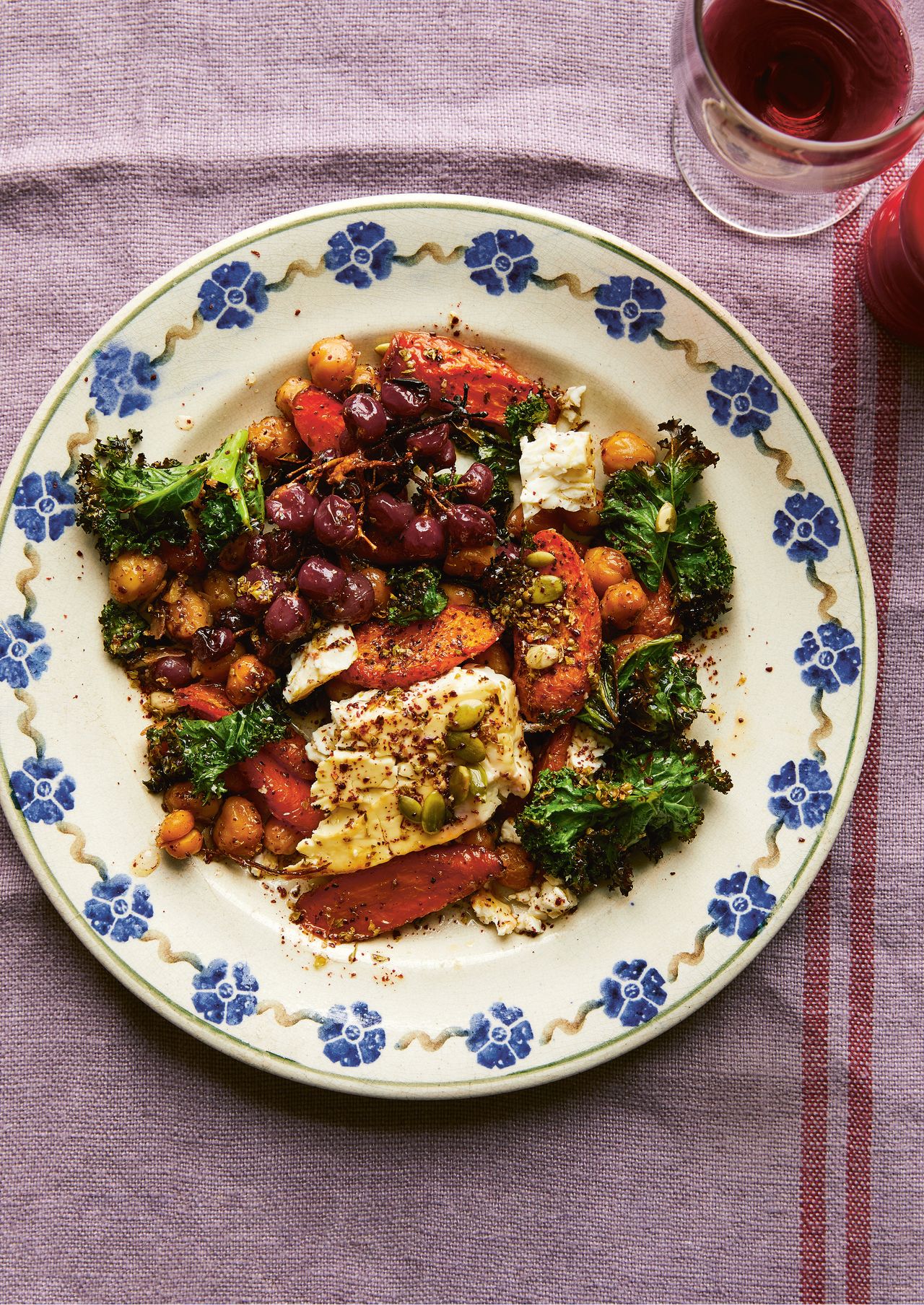 Chickpeas grapes and carrots with feta