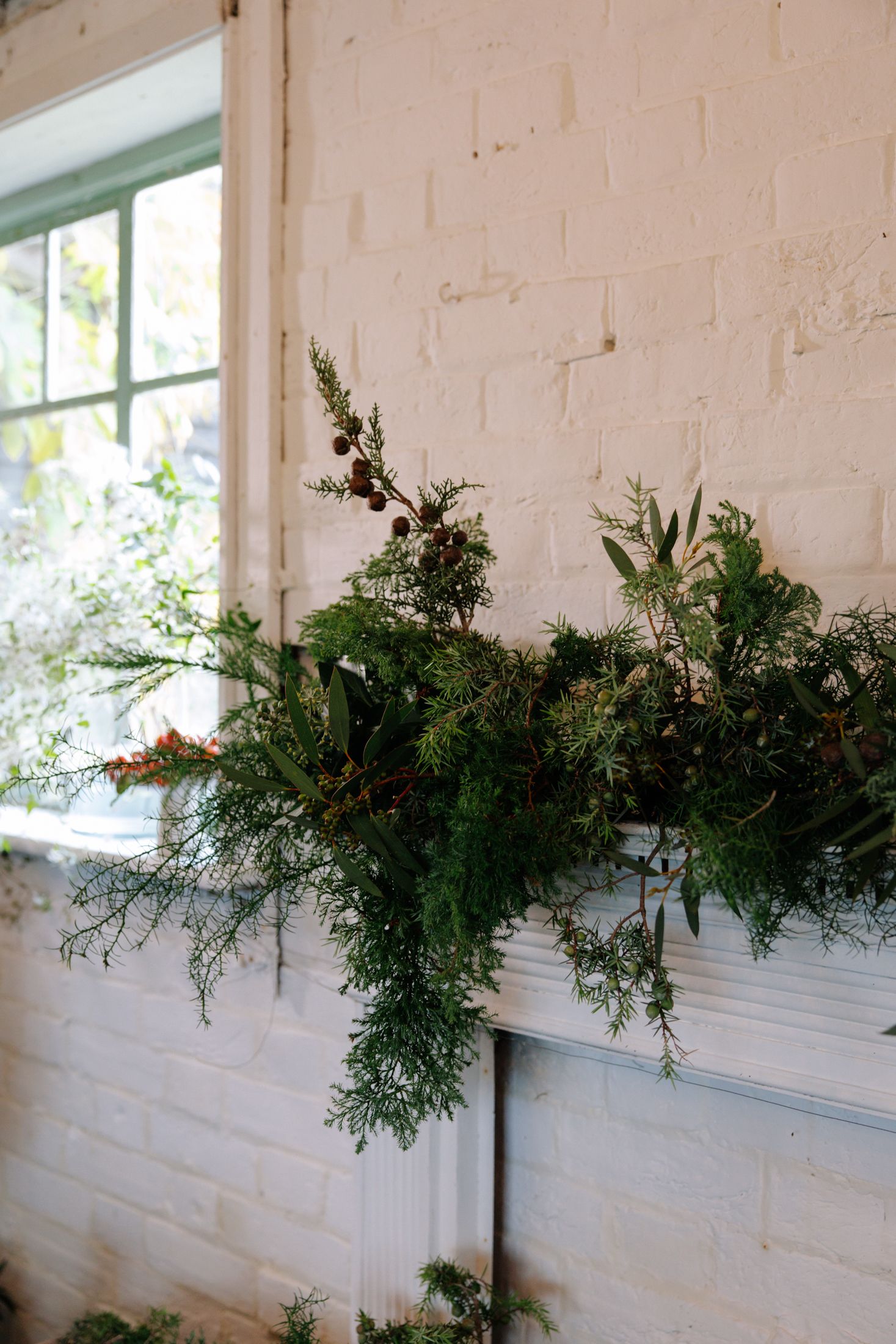 A florists guide to making a mantel garland using foraged and seasonal ingredients