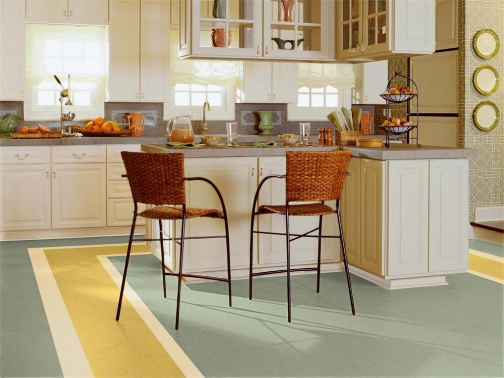 Using Linoleum Flooring in Kitchens